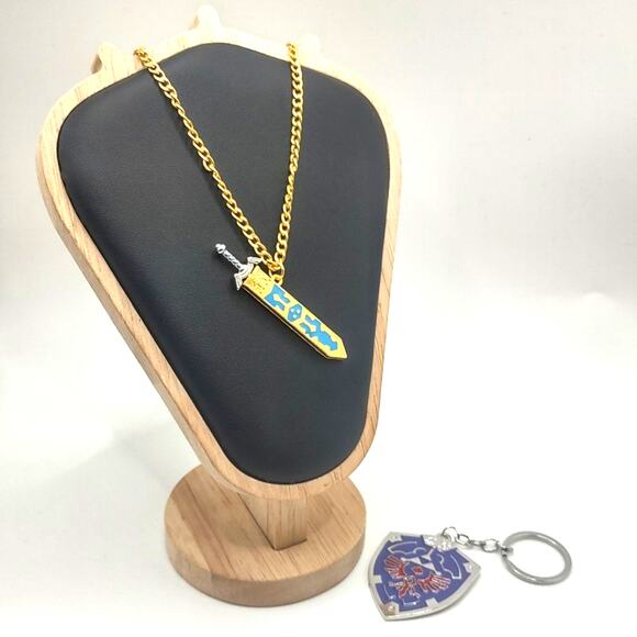 Stainless Legend of Zelda Master Sword & Shield Necklace Keychain Gift Set - NEW - Picture 1 of 8